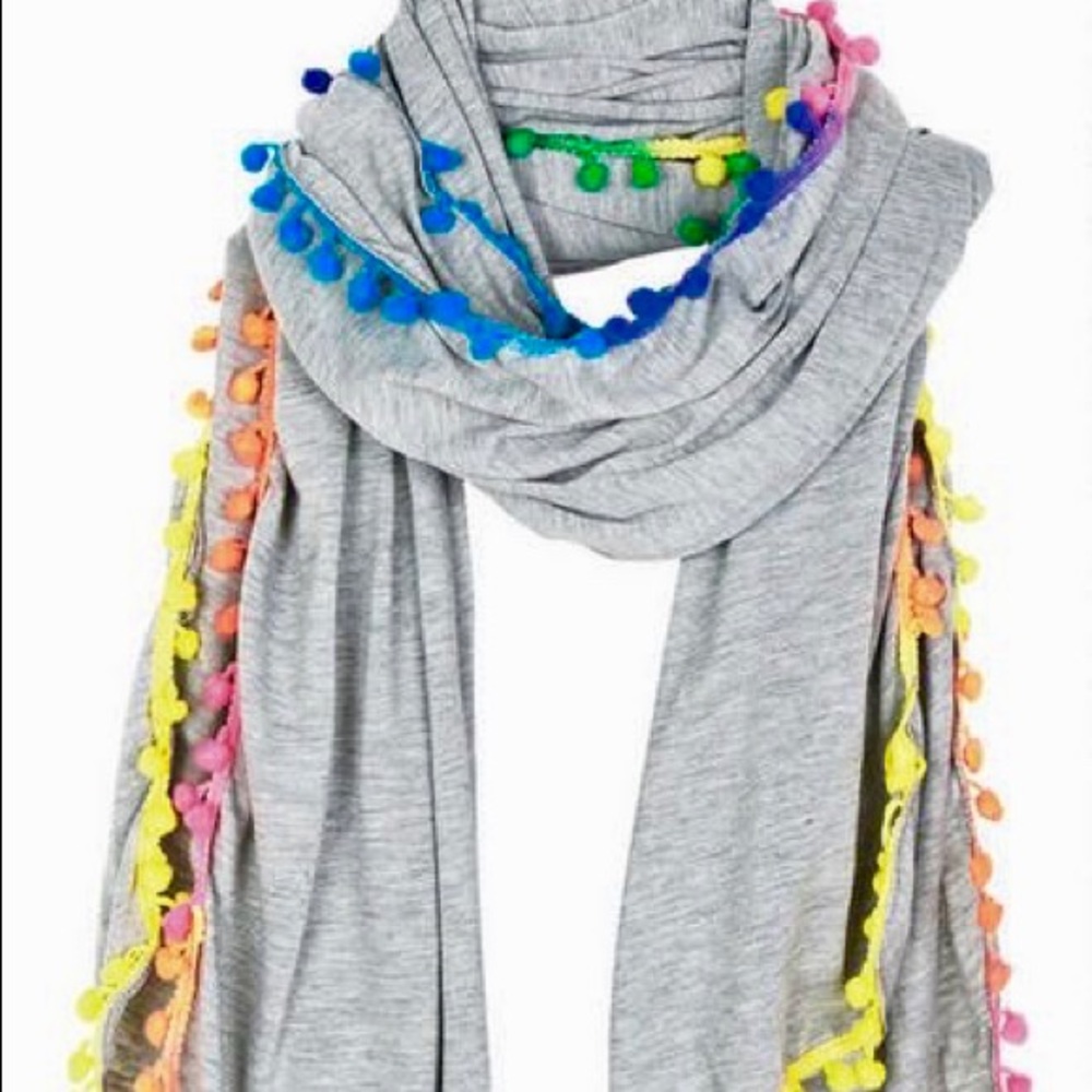 Delia’s Pom scarf